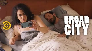 Who Is This Guy? - Extended - Hack Into Broad City