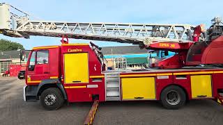 Carro de bombeiros com plataforma MAN 14.220 4x2 aerial ladder truck 30 Meters Camiva EPAS 30 - Fire l a venda - Imagem 4 | Autoline MZ Carro de bombeiros com plataforma MAN 14.220 4x2 aerial ladder truck 30 Meters Camiva EPAS 30 - Fire l | Imagem 4 - Autoline