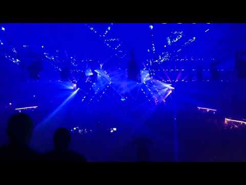 Hardbass - Team Yellow Adaro / Outbreak / Crypsis playing Mad Dog - Welcome down (Desnar remix)