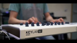 Arturia KeyLab MK II 61 notes blanc - Video