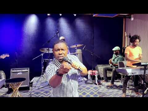 Nacee Music—Medin De Ntumtum