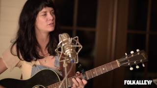 Folk Alley Sessions at 30A: Nikki Lane - "Lay You Down"