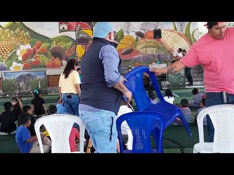 UNA MAÑANA ALEGRE EN EL PARQUE DE SANTA CRUZ ANALQUITO