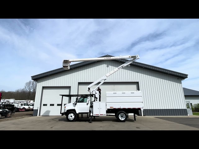 2009 Gmc C7c042 Terex Xt55 60' Ocesm Chipper Dump Bucket Truck - Image 13 2009 Gmc C7c042 Terex Xt55 60' Ocesm Chipper Dump Bucket Truck - Image 13