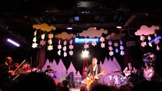 DeVotchKa - &quot;Queen of The Surface Streets&quot; (Clip)