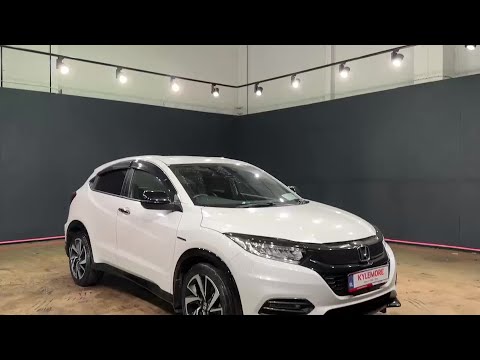 Honda Vezel RS EDITION - HYBRID - HALF BLACK LEATH - Image 2