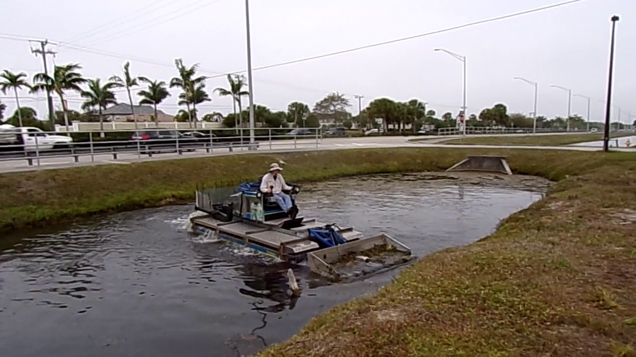Canal Clean Up in Naples