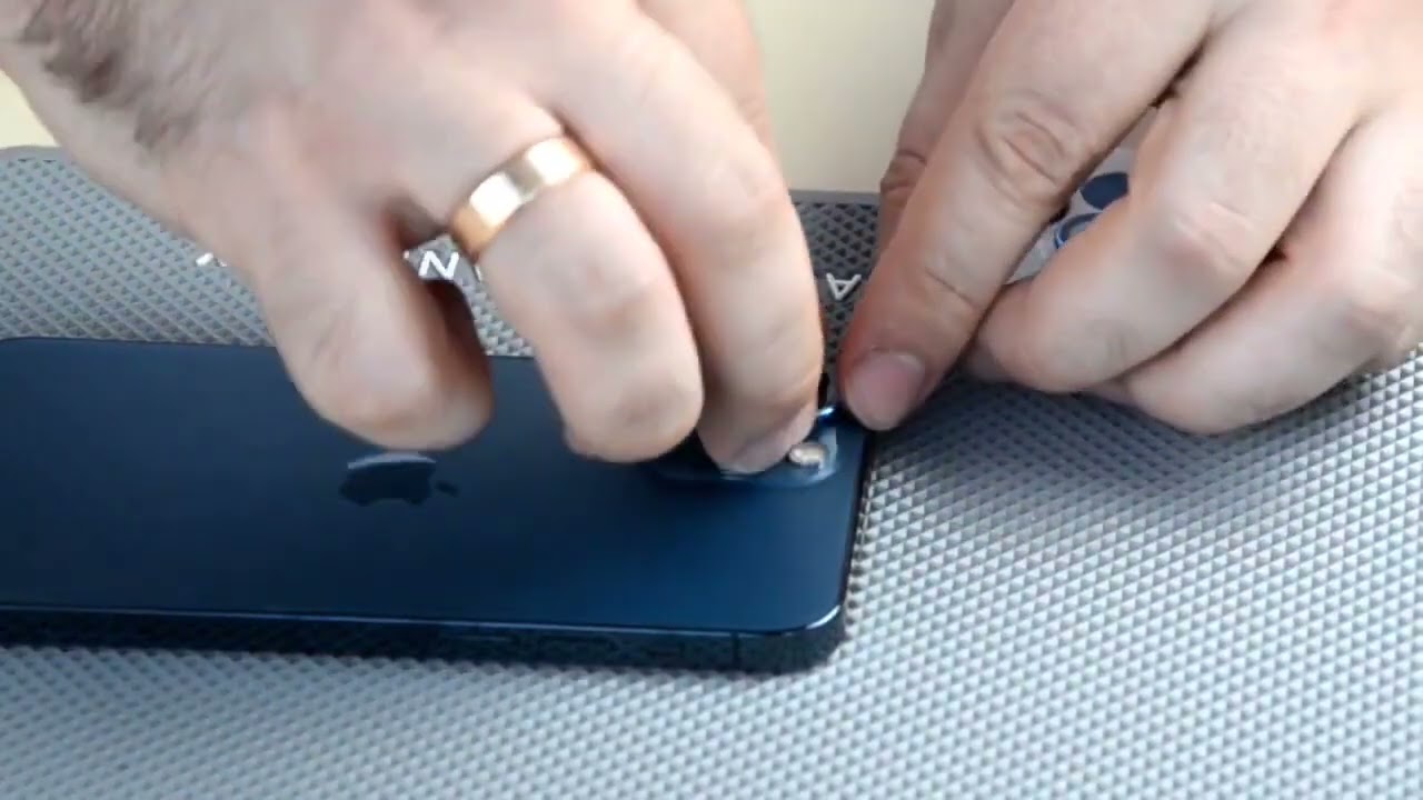 Захисне скло на камеру для iPhone 15 Pro / 15 Pro Max Metal Classic (Midnight)