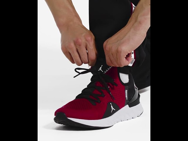 Vídeo relacionado con Nike CK2772-101 Jordan React Havoc Se Jsp Zapatillas Deportivas para Hombre, Blanco, 44.5