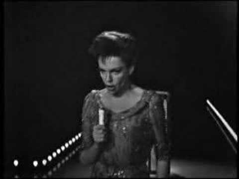 Judy Garland: Battle Hymn of the Republic