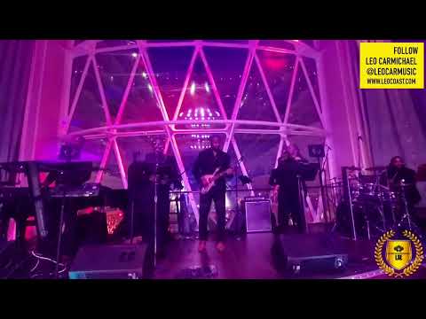 Let's Get It On by Leo Carmichael | Temperature Band