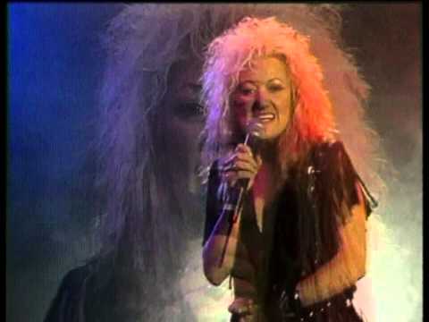 download lagu mp3 mp4 Kelly Wilde, download lagu Kelly Wilde gratis, unduh video klip Kelly Wilde