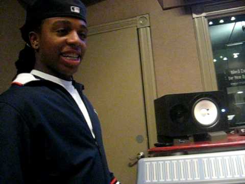 JACQUEES LAYING A HOOK FOR GORILLA ZOE