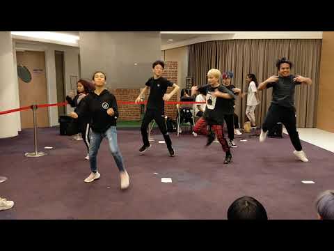 KPOP Dance Off Vol 117: Stray Kids - My Pace
