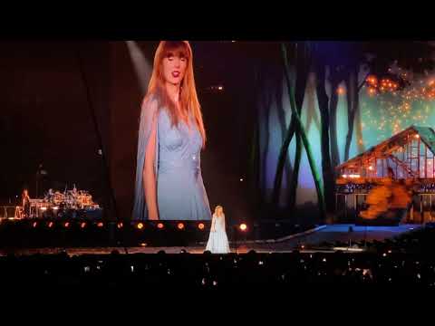 Taylor Swift - Cardigan (The Eras Tour Tokyo Dome Japan).
