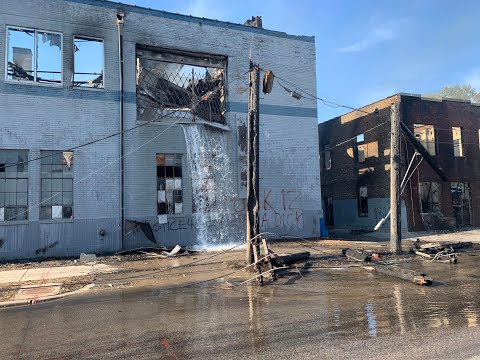 Looting and Destruction During Day 3 of The Minneapolis Riots 5/28/20