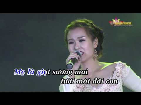 Mẹ Là Vầng Trăng - Karaoke