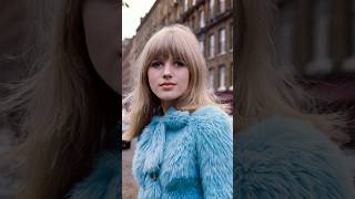 Marianne Faithfull: beginnings