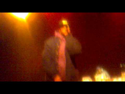 Method Man jumps on the stage, live @ Budapest
