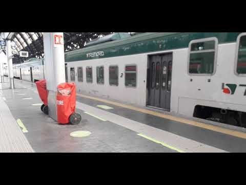 Partenza del RE TRENORD Milano Centrale Verona Porta Nuova