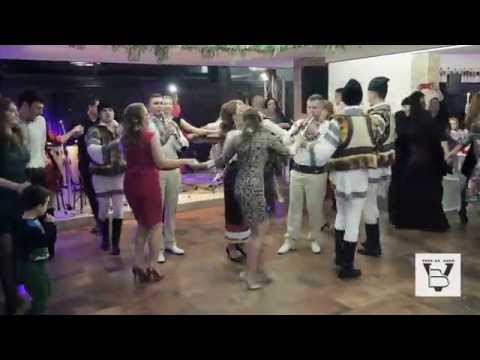 Trupa Vers us band din Suceava, Elena Simionesei (Lenuca) - Program folclor revelion 2015