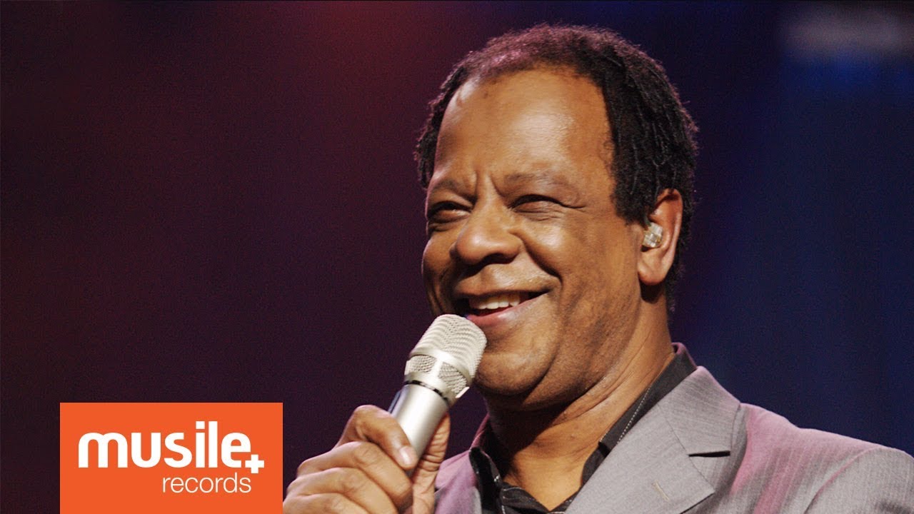 DVD Completo - Adhemar de Campos 30 Anos - Comunhão e Adoração 6 (Ao vivo)