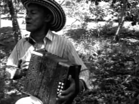 Andrés Landero in black and white