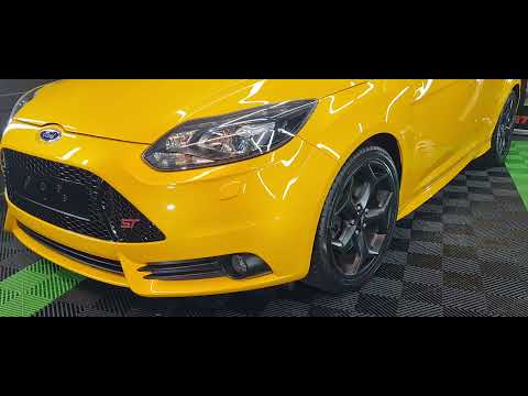 Ford Focus ST MK3 po korekcie lakieru oraz zabezpieczeniu powłoką ceramiczną 🛡
