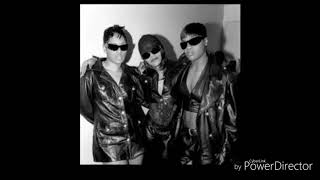 Total Sitting Home Remix