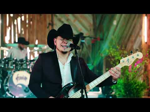 La Furia Del Bravo - Creí En El Amor - Renovando El Estilo 2.1 (En Vivo)