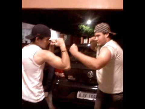 Thiagão e os Kamikaze do Gueto - De Volta na Arena.wmv