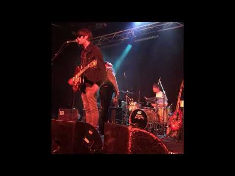 Anton Newcombe - rape “joke” and tirade against BRMC and APTBS on-stage in Sydney (Metro 09/06/2018)