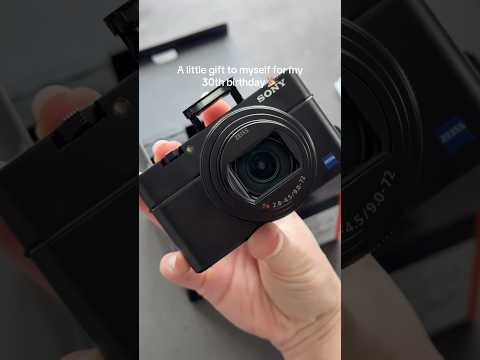 Gifted myself the Sony Rx100 VII for my 30th birthday 🥳 #sonyrx100vii #30thbirthday #camera #gift t