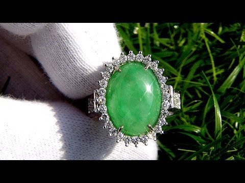 NATURAL IMPERIAL GREEN JADEITE JADE DIAMOND GOLD RING