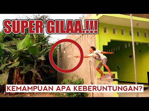 pria-gondrong-skill-dewa-trick-badminton-yang-mustahil-di-dunia-mr-e-4