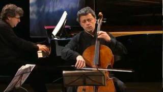 Trio Wanderer for the interpretation Schubert Trio op 100 Andante con moto Music