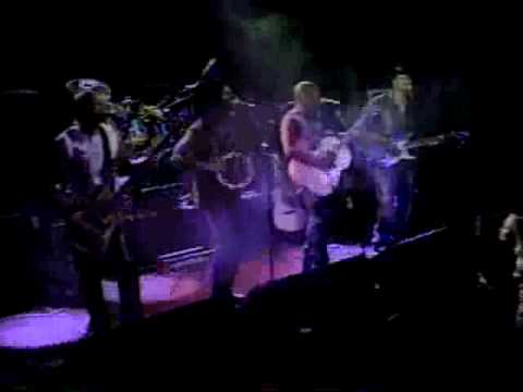 Dakota Moon - Looking For A Place To Land