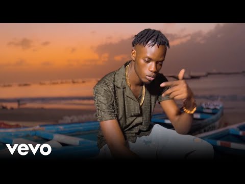 Kheuch Boy - BÉBÉ DE L'ANNÉE (Official Music Video) 4K Directed by @KheuchBoy