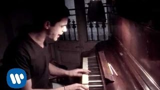 Download lagu Alejandro Sanz - La Fuerza Del Corazón (videoclip oficial) mp3