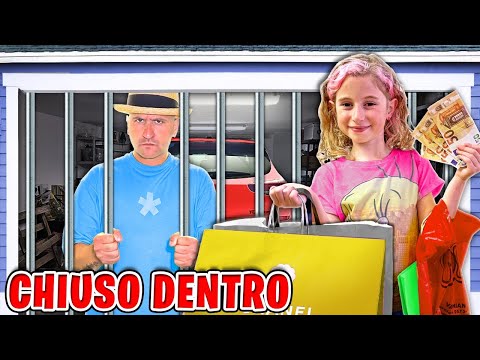 GIORGIA CHIUDE PAPÀ SALVO IN GARAGE E SCAPPA DI CASA PER ANDARE A FARE SHOPPING DI NASCOSTO!