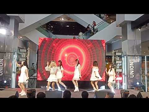 Yami yami [Full stage] งาน FANDOMTOPIA