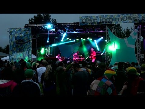 Twiddle: 2014-06-13 - Disc Jam Music Festival [HD]