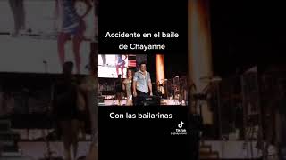 Insidente de Chayanne con sus bailarinas en pleno concierto