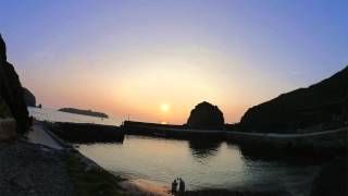 preview picture of video 'Mullion Cove - Sunset'