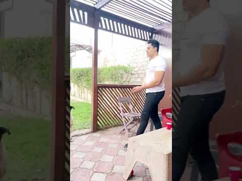 لما حد يعمل ناصح ويقولي انا جبت كلب جامد