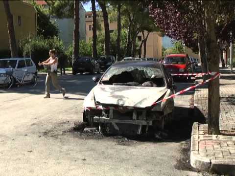 ONDA TG 6.09.2013 - SULMONA: INCENDIATA AUTO IN PIAZZA TENENTE IACOVONE