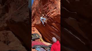 Video thumbnail of Tickle Pickle, V4. Red Rocks