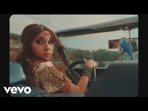 Lucía Fernanda feat Tony Grox - Papi