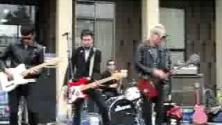 The Cute Lepers-It&#39;s summertime Baby