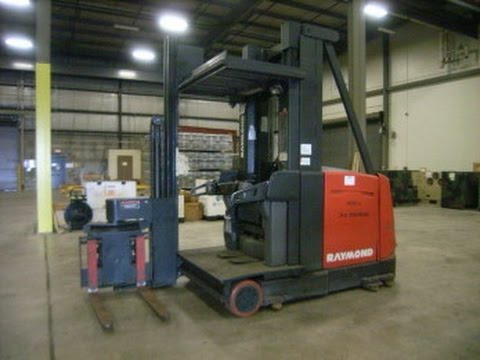 1999 Raymond model SA-CSR301 Forklift/Picker on GovLiquidation.com